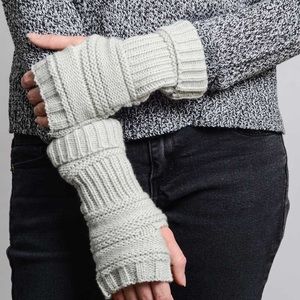 Off White Ribbed Arm Warmer